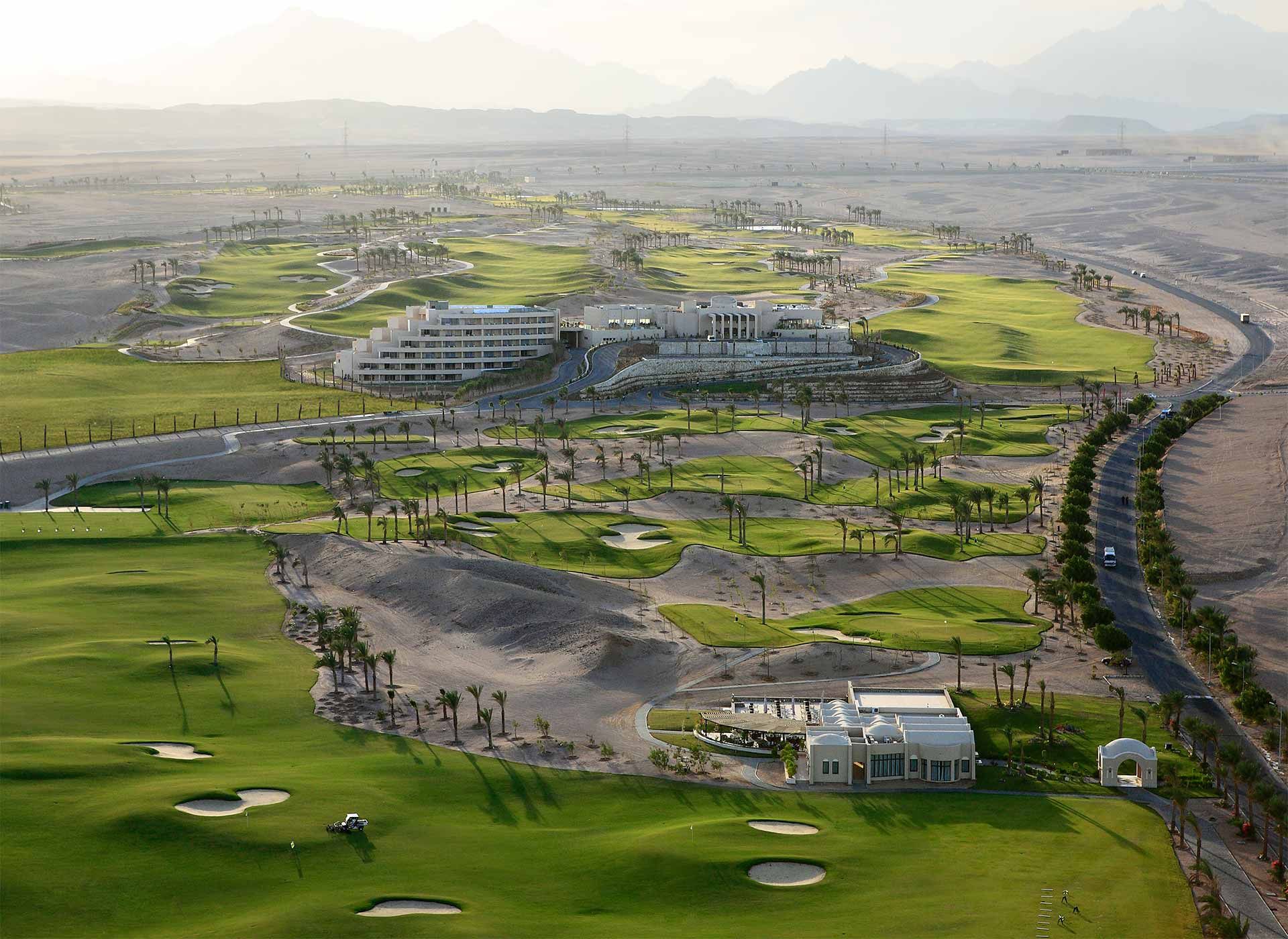 Das mehrfach ausge zeichnete Madinat Makadi Golf Resort in Ägypten mit dem 5-Sterne-Hotel Steigenberger Makadi direkt am Golfplatz