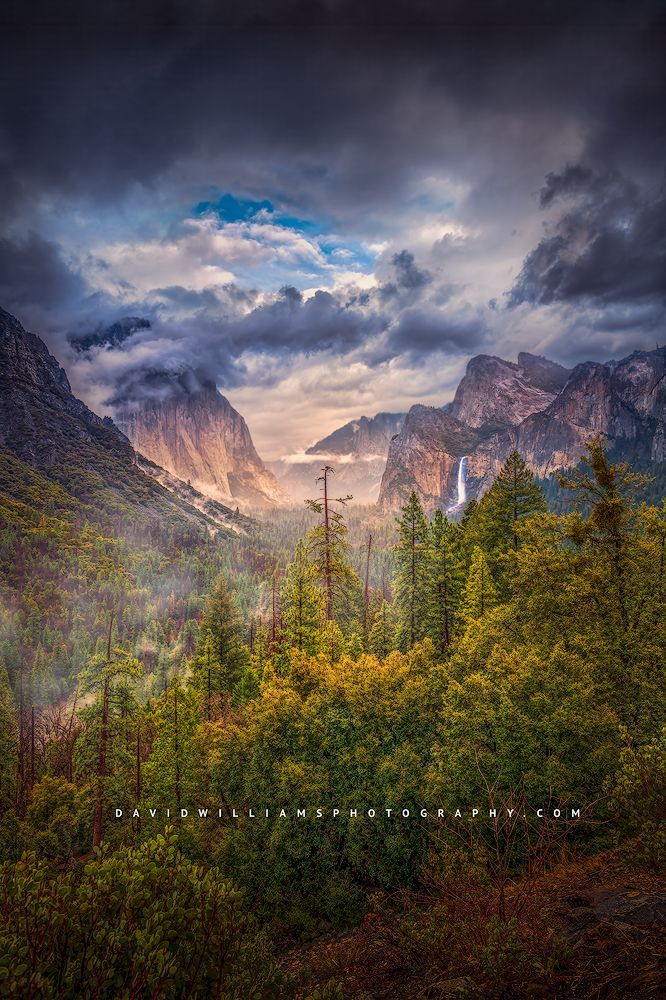 A colorful cloudy sunset after a rain storm at Tunnel View, Yosemite National Park, Ca