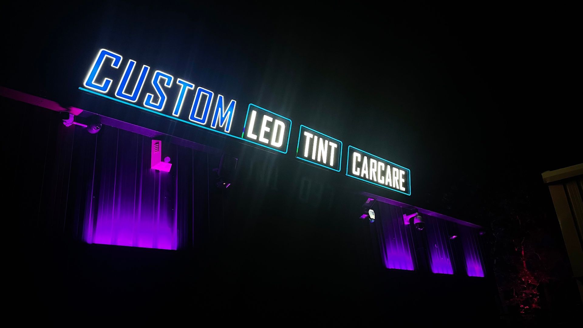 Tem Valley Tinting Building