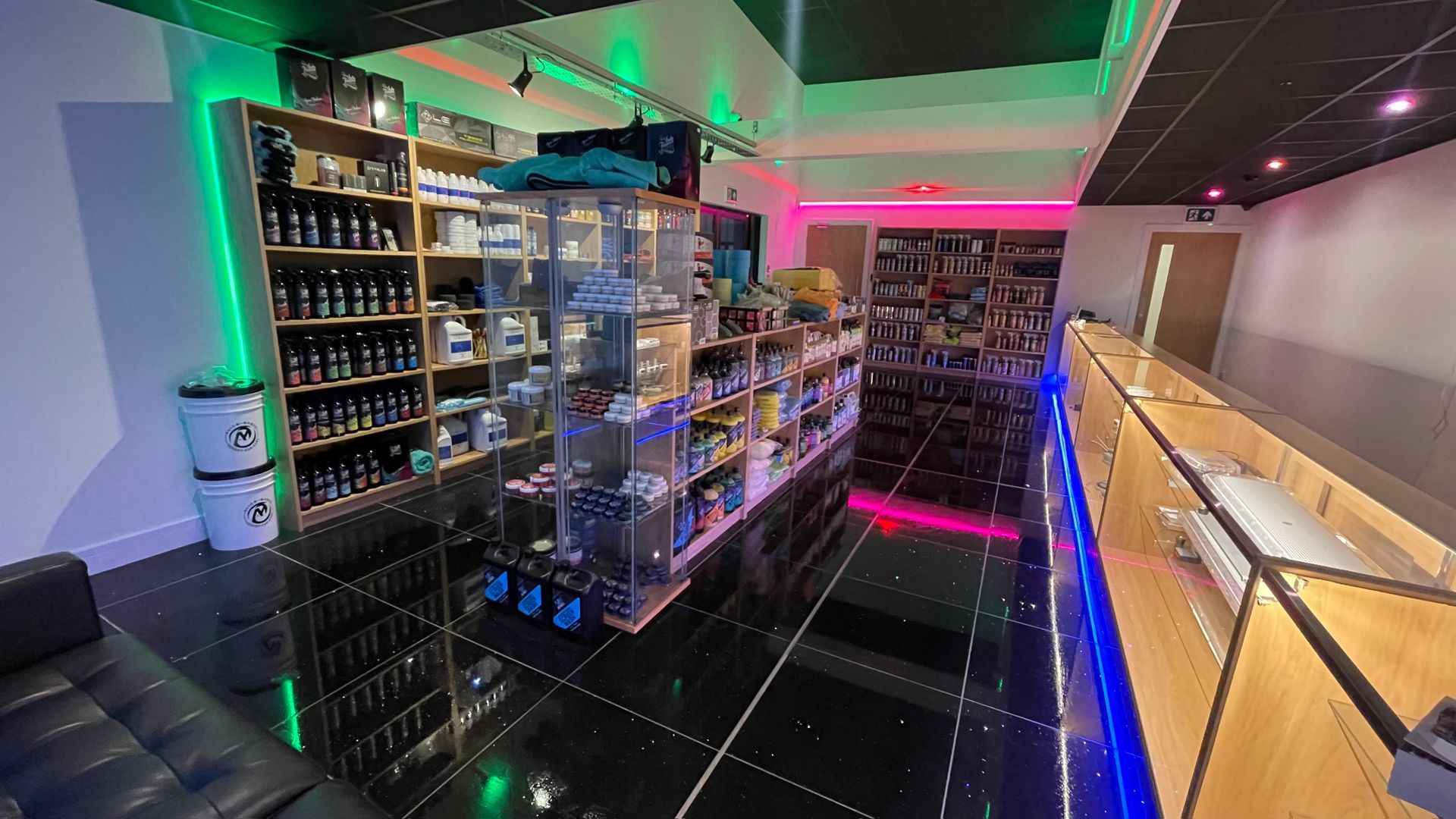 Team Valley Tinting Waiting Area