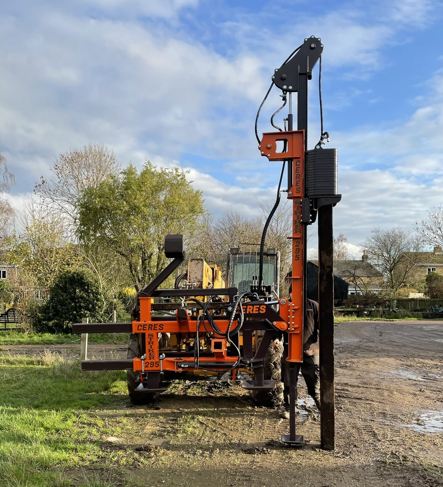 Ceres Striker 295 Post Driver