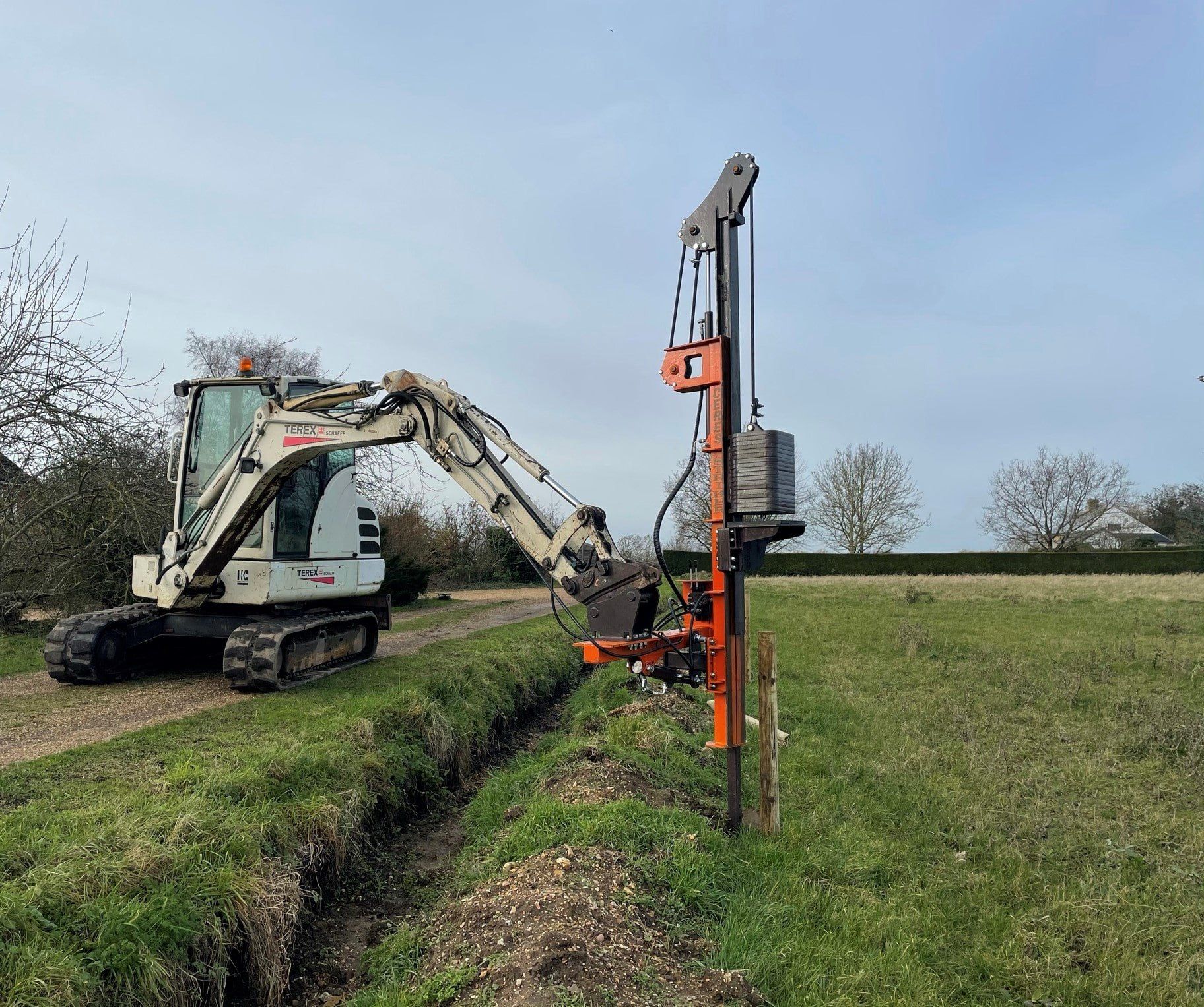 Ceres Striker 295 Post Driver