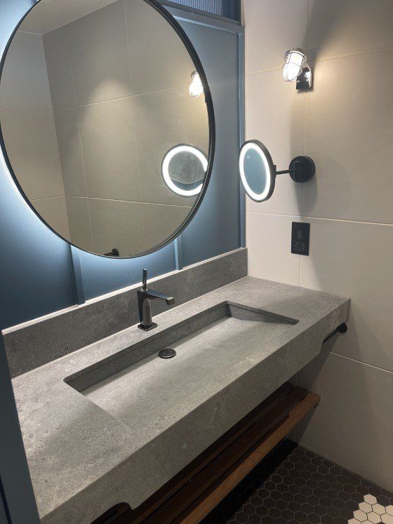 clients work sink blue mirror