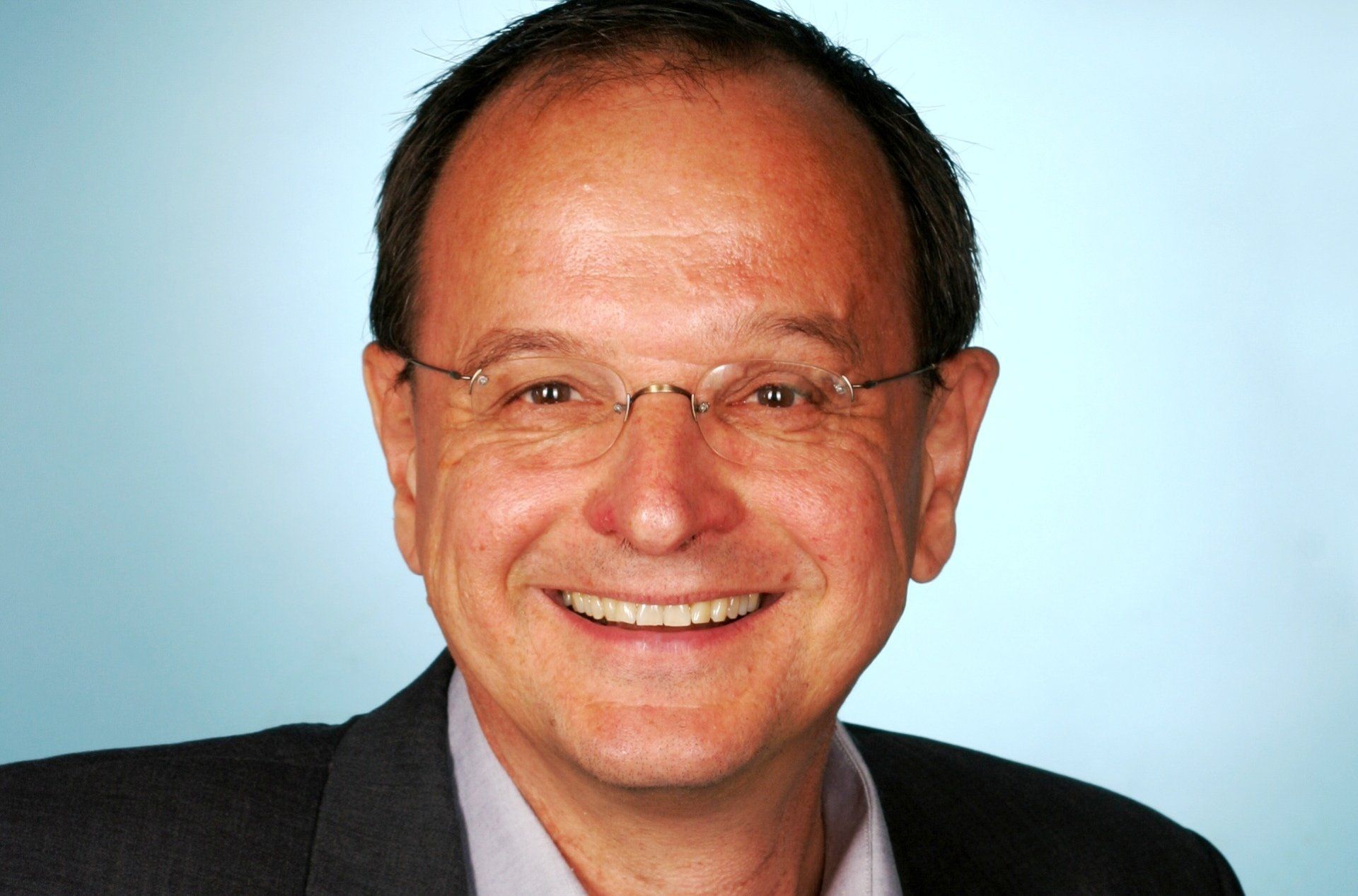 Dr. Gerhard Schütz