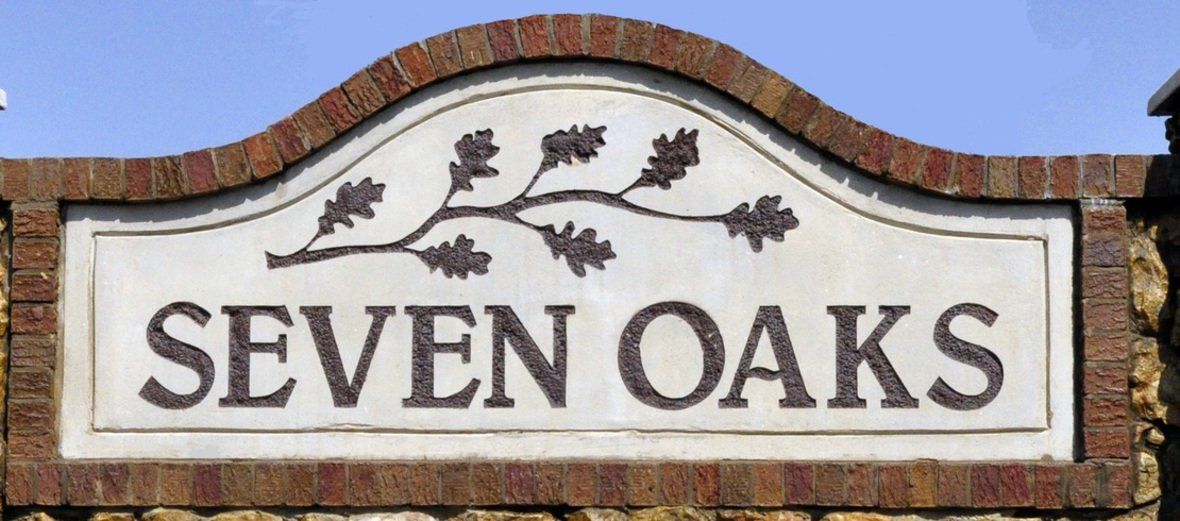 Seven+Oaks-logo