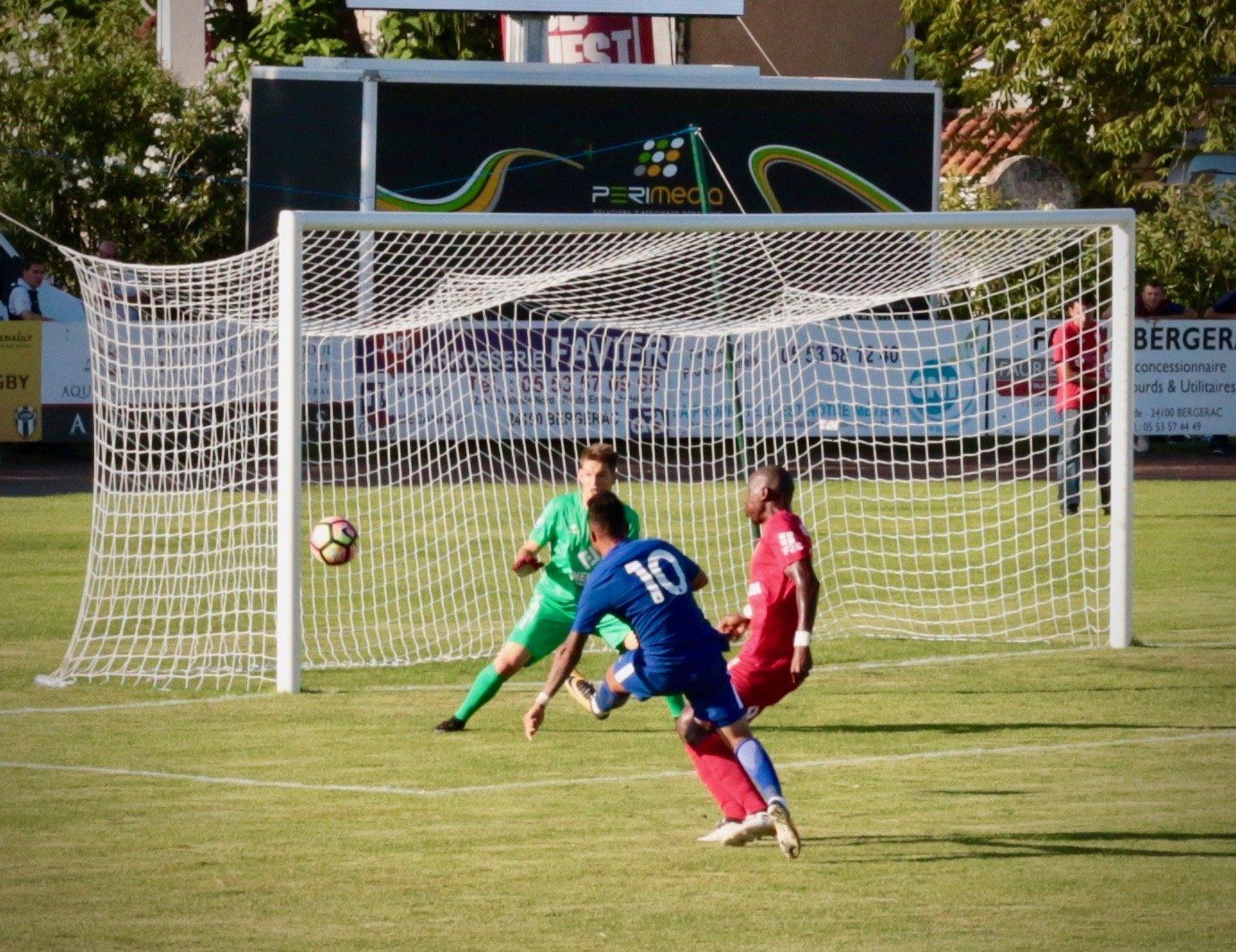 A great football match between Chelsea and Bergerac.  Photo by Joanna Urwin