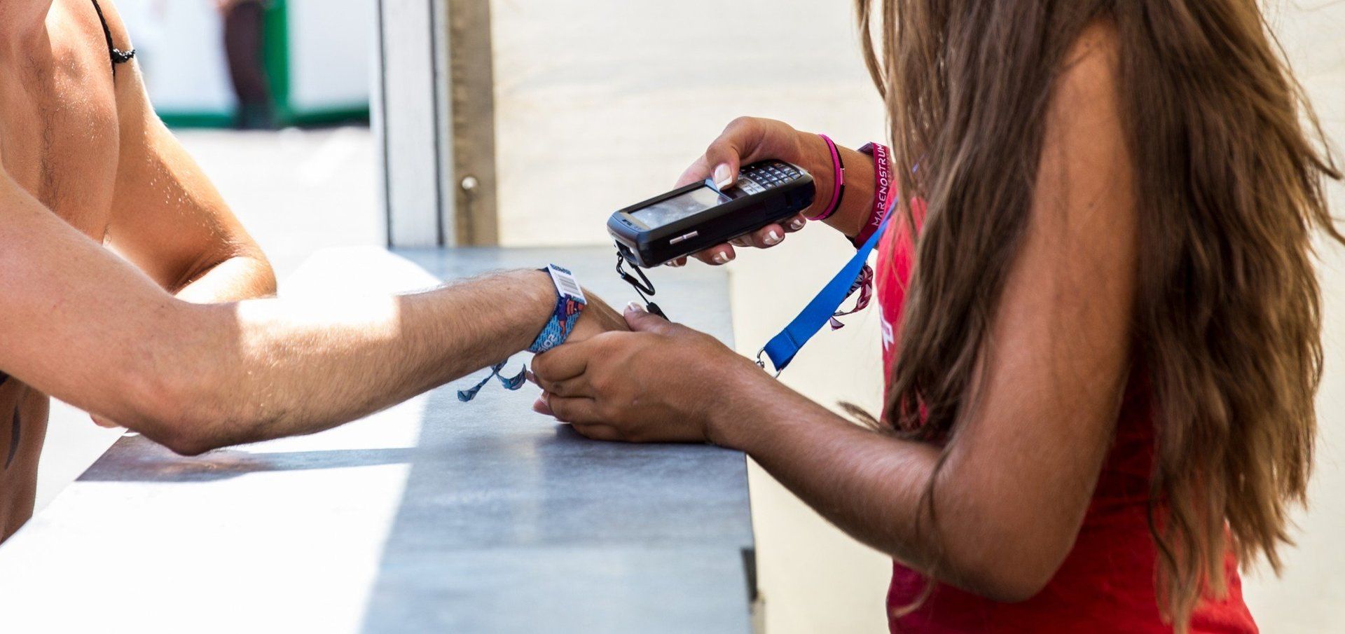 acceso eventos trisquel servicios auxiliares