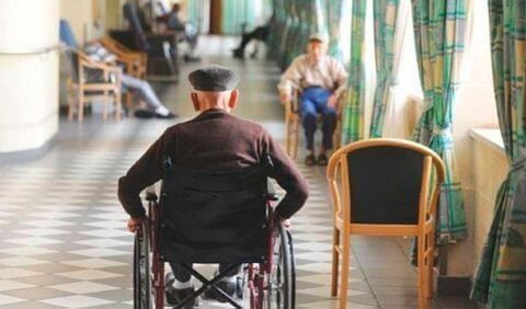 DESFIBRILADOR EN CENTRO DE MAYORES