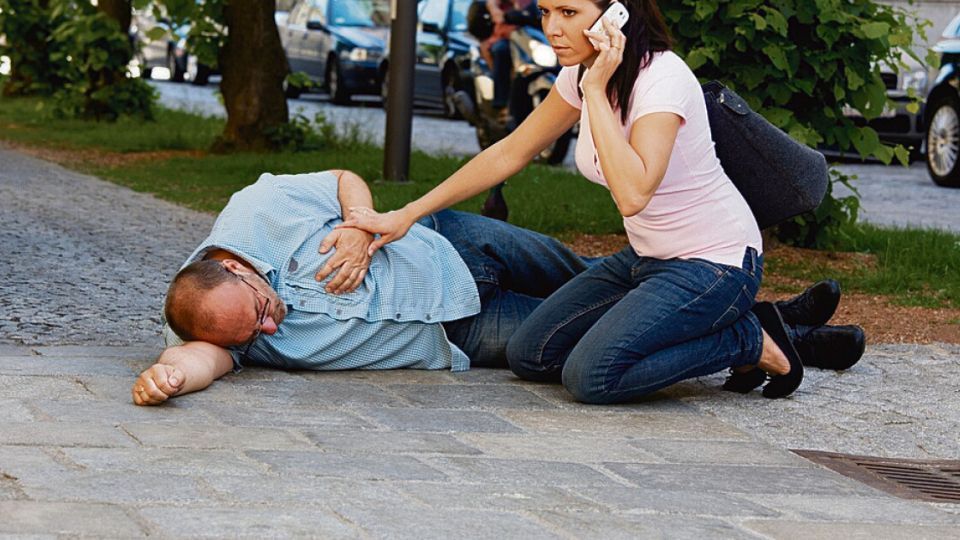 Paro cardiaco en la calle paro cardiaco en la calle