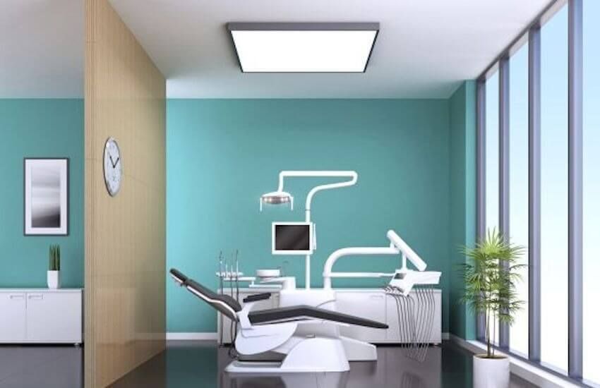 Desfibriladores en clínicas medicas y dentistas