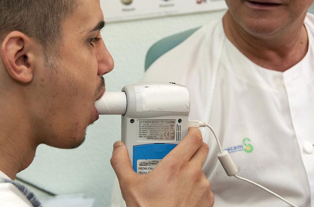 Espirómetros profesionales para evaluación de la función respiratoria en clínicas y hospitales
