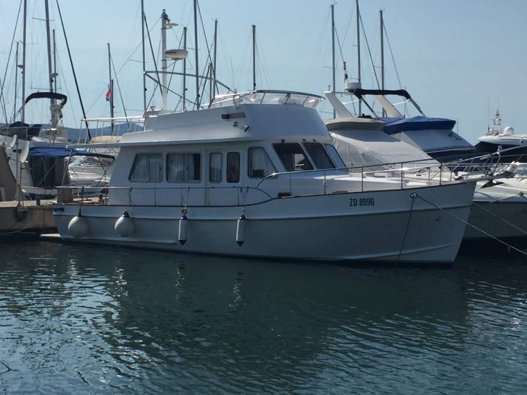 Ocean Asia 39 Sedan, Island Gypsy
