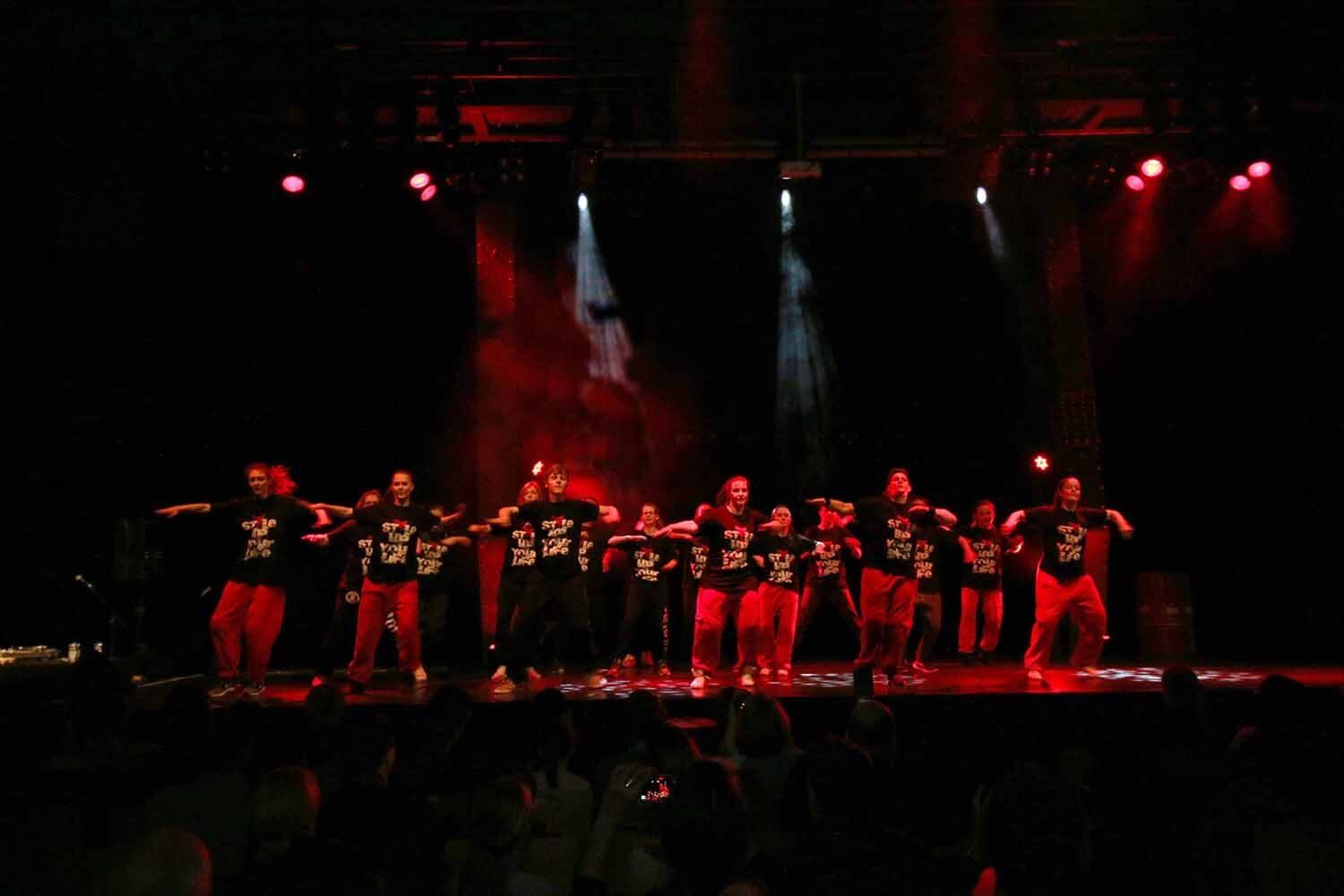 Tanzkurse Erwachsene Adult Hip Hop Tanzschule Bochum Locking Breakdance Dancehall House Tanzen Vogue Kinderkurse