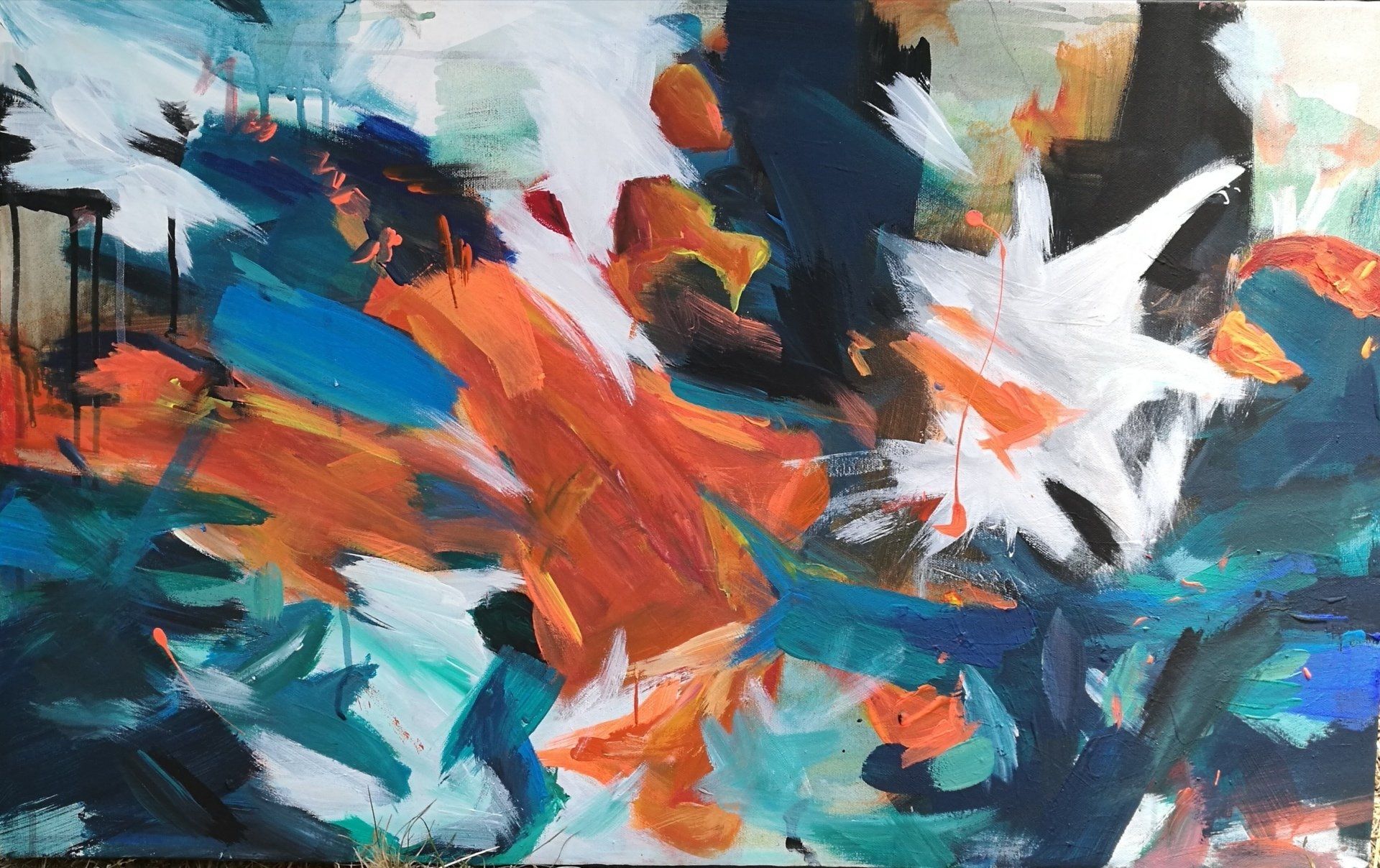 Abstrakte Farbkomposition in Weiß, Türkis, Orange