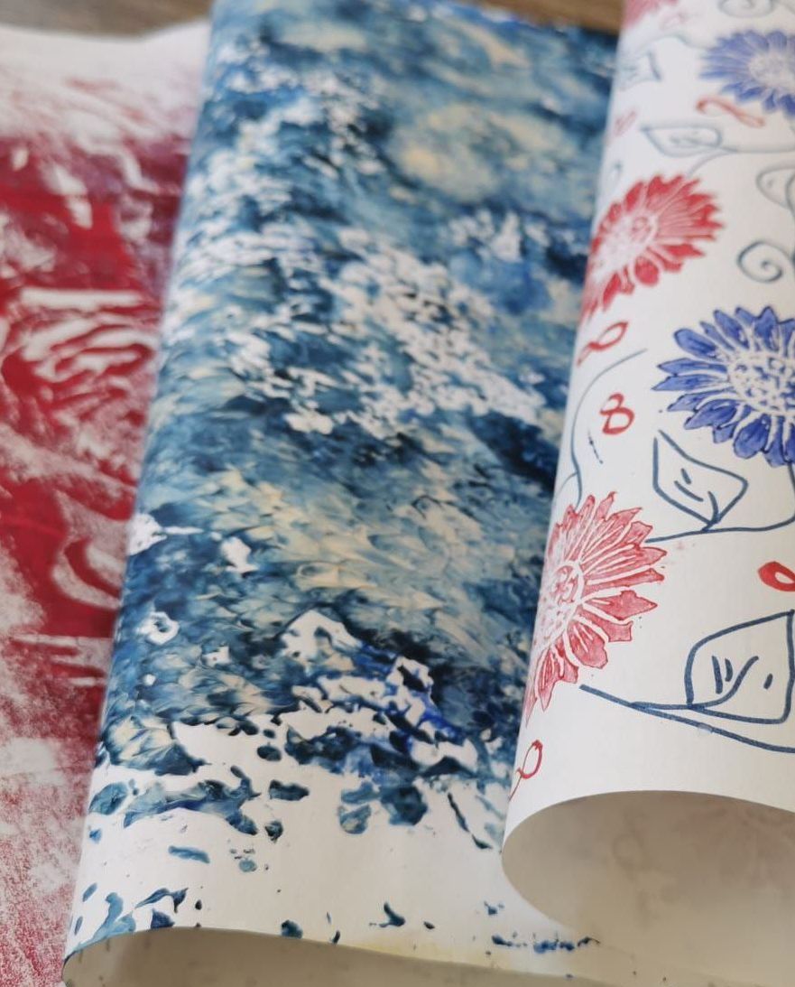 Im Atelier von Sequoia Pinsel in einem Glas