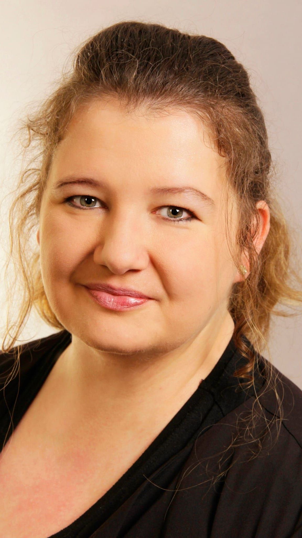 Jahrestag zur Thronbesteigung begeht König Charles III. in Birkhall in Schottland.