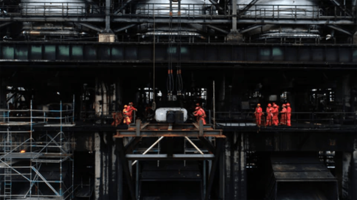 Identificación y recopilación de datos con drones industriales para inspección y análisis de zonas que pueden presentar riesgos para la salud o la seguridad de los trabajadores.