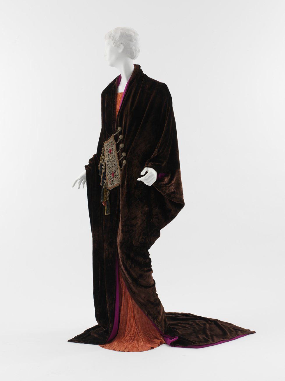 Kimono Style: The John C. Weber Collection, on view June7, 2022–February 20, 2023 at The Metropolitan Museum of Art, in Alethea Magazine