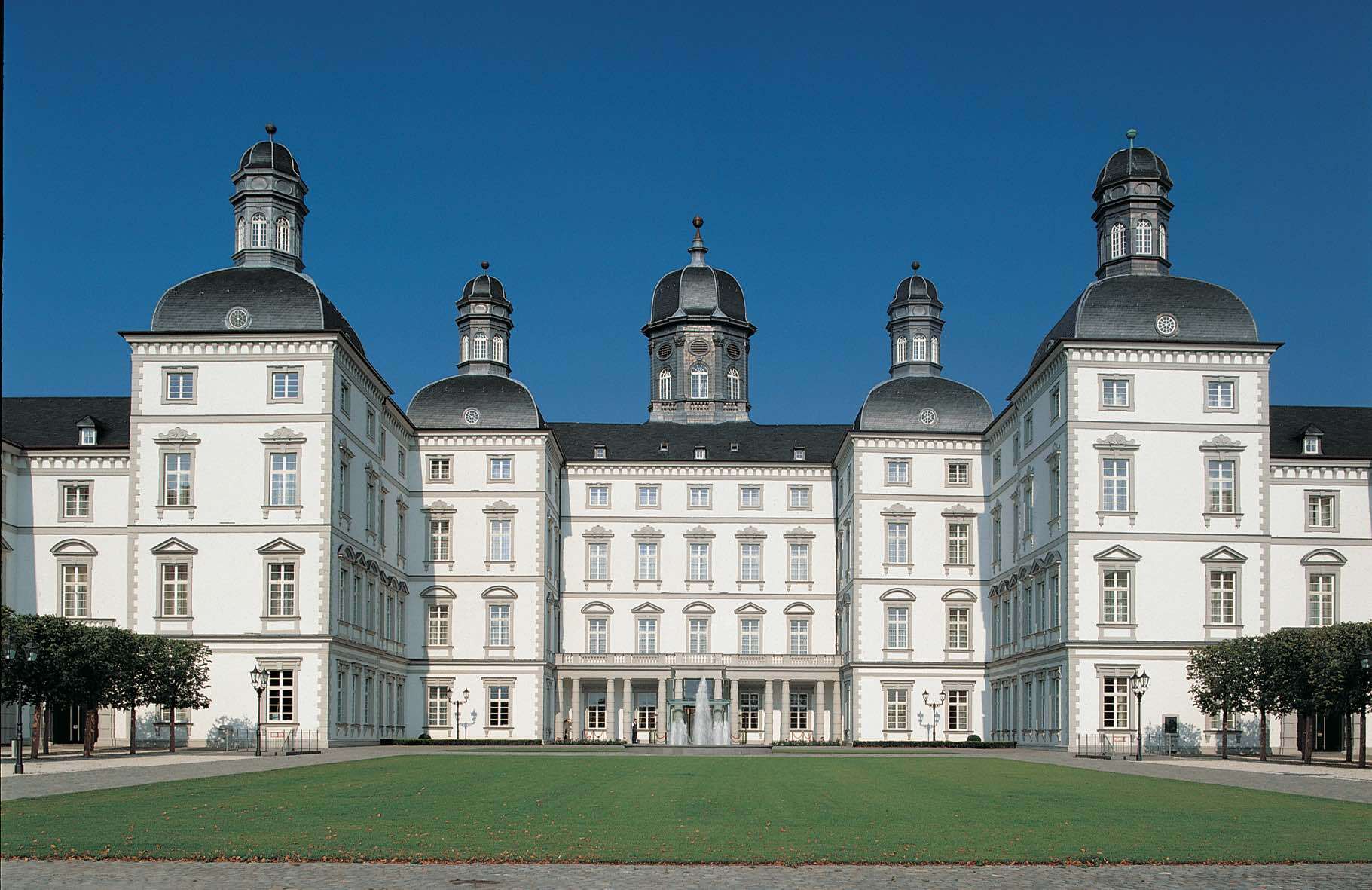 Portrait of Anna Maria Louisa de' Medici ©Althoff collection Grandhotel Schloss Bensberg in Amour Fou & Art Magazine