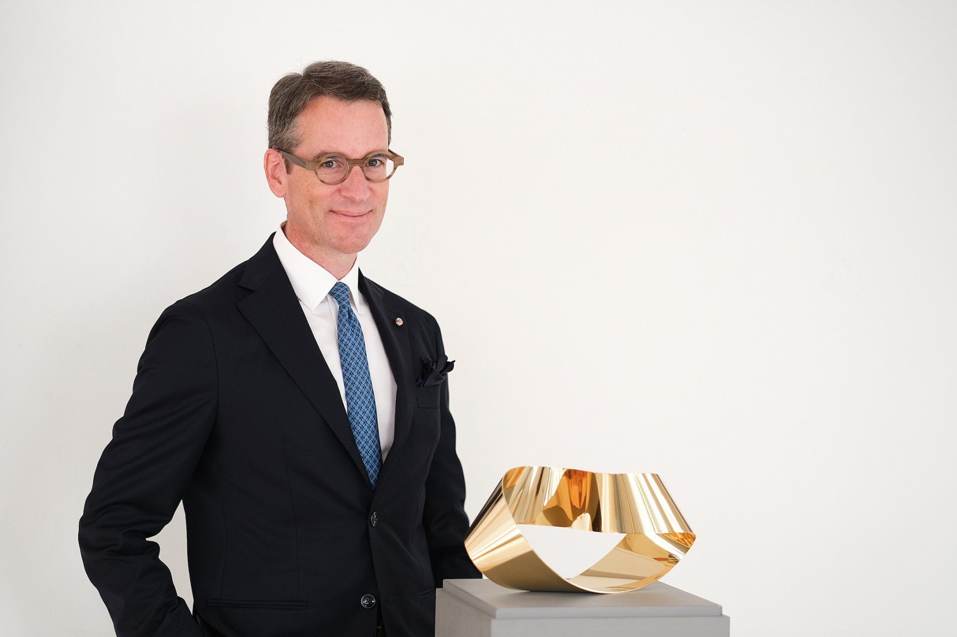 Prof. Boll - Digitale Kunst – NFT Kunst „Chancen und Risiken für die Kunstwelt“ © 2021 – Hatje Cantz Buch Foto in Amour Fou & Art Magazine