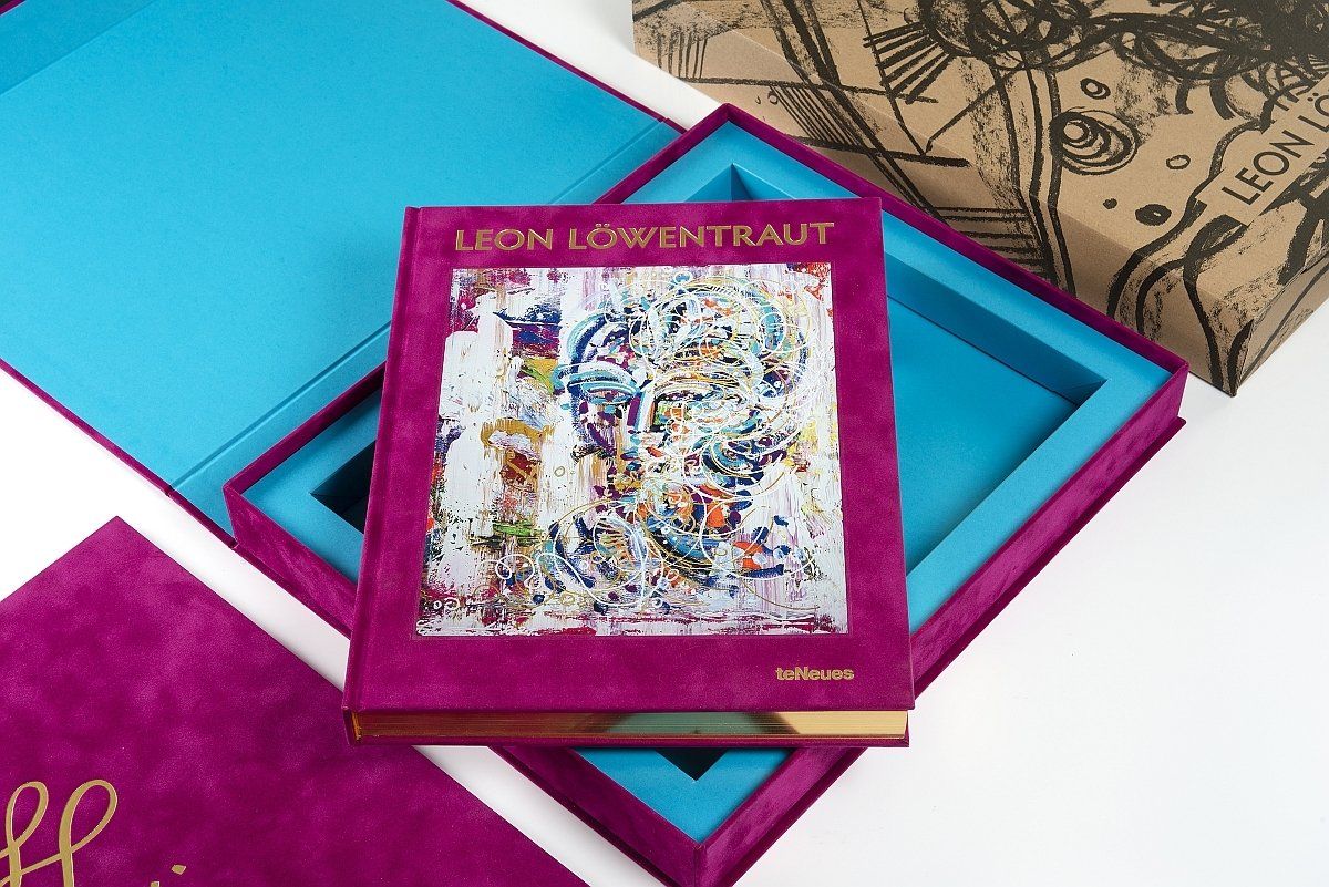 The illustrated book