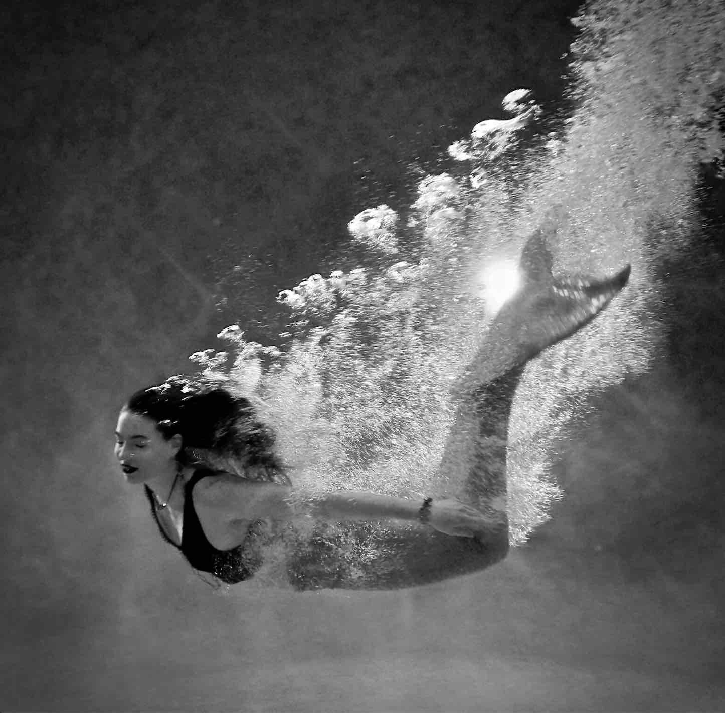 Meret Held Künstlerin für Greta Mauer Firenze hier im Buch Amour Fou in Florence