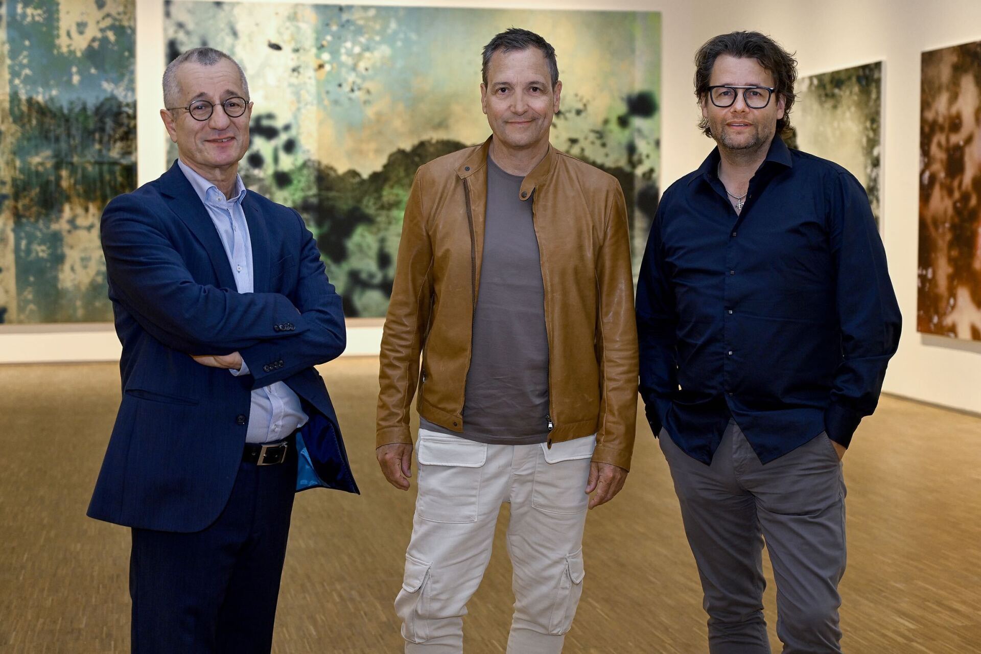From left: Dr Tayfun Belgin, Dieter Nuhr, Dirk Geuer ©Geuer & Geuer Alethea Magazine