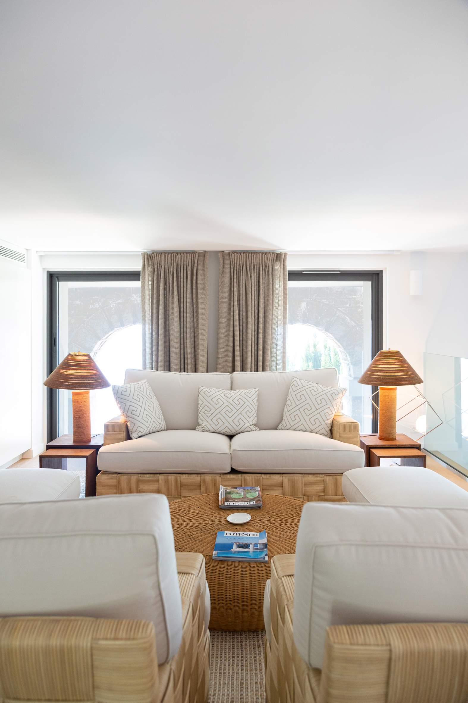 A view of the couple's living room at the Palais Maeterlinck ©Sotheby's