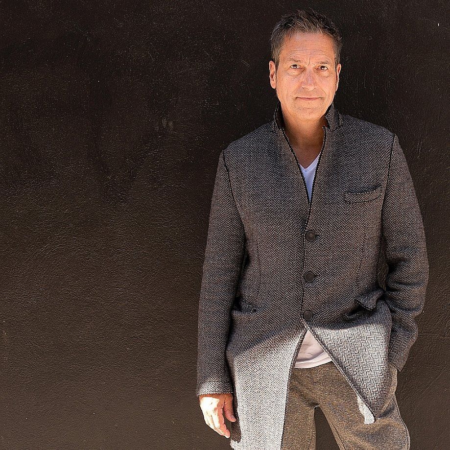 Dieter Nuhr, rights by Dieter Nuhr Alethea Magazine