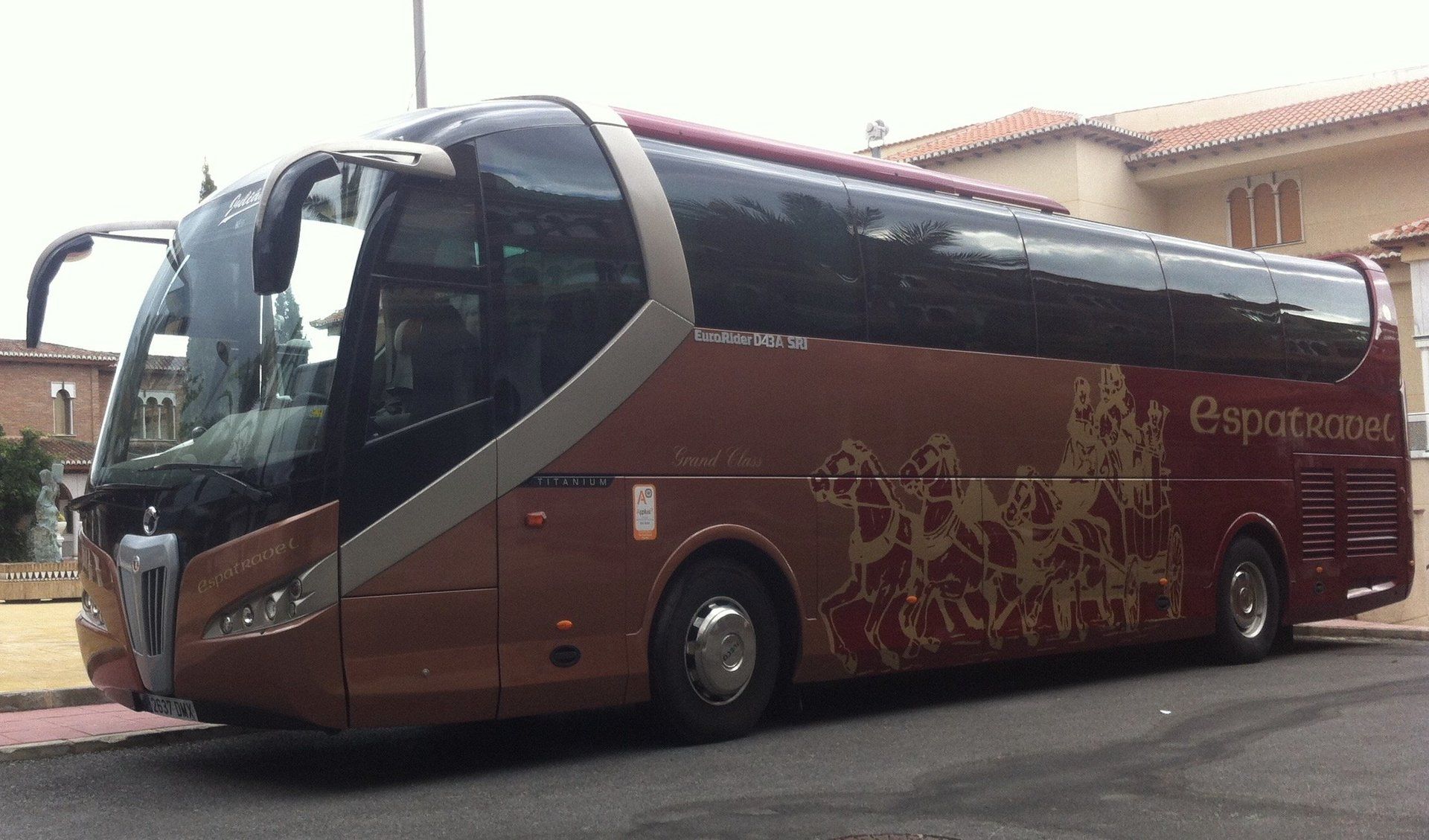 AUTOCAR 52 PLAZAS CON WC ALQUILER DE AUTOBÚS EN TOLEDO