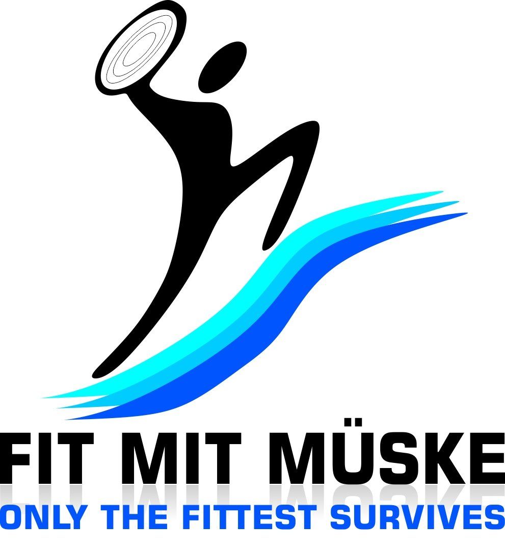 Fit mit Müske Firmenlogo zeigt ein abgebildetes Sportlerstrichmännchen, dass ein Gewicht (Baumstamm) übern Kopf stemmt