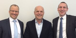 vrnl: Stephan Leppertinger (Bereich Produktentwicklung und Aktuariat ALLIANZ), Rainer Obenauer (Geschäftsführer des VDBS), Sascha Becker( Bereich Marketing ALLIANZ) vrnl: Stephan Leppertinger (Bereich Produktentwicklung und Aktuariat ALLIANZ), Rainer Obenauer (Geschäftsführer des VDBS), Sascha Becker( Bereich Marketing ALLIANZ)