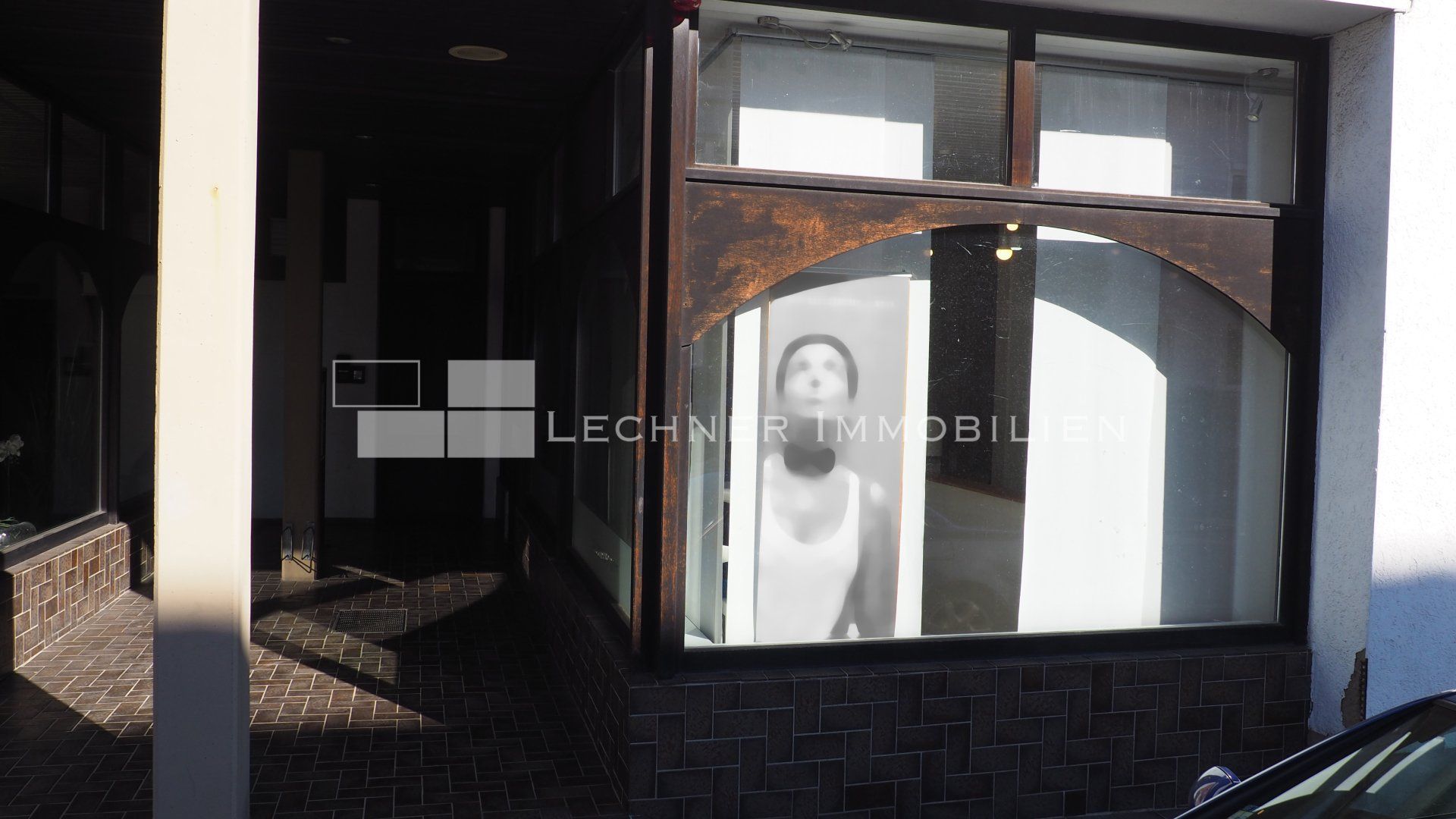 laden mit fensterfront ludwigsburg