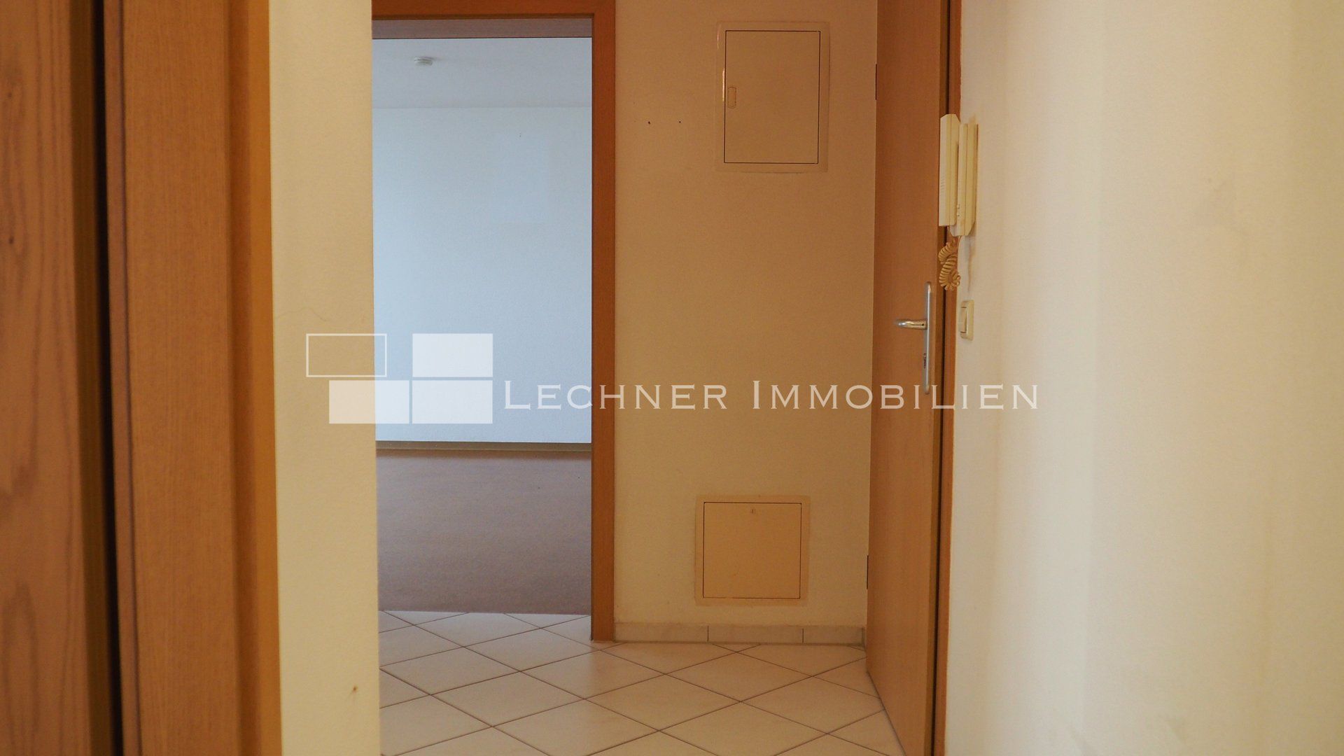 flur wohnung markgröningen zugang wohnzimmer