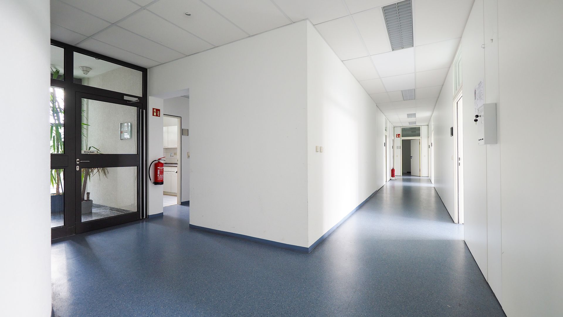 FLRU GEWERBEIMMOBILIE BUERO PRAXIS