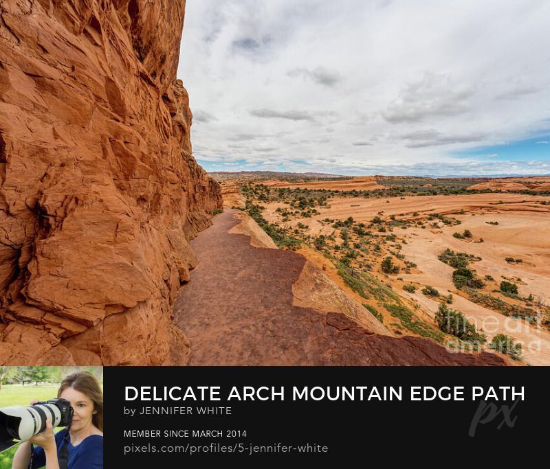 Another view of the narrow mountain pathway to Delicate arch in Arches National Park.