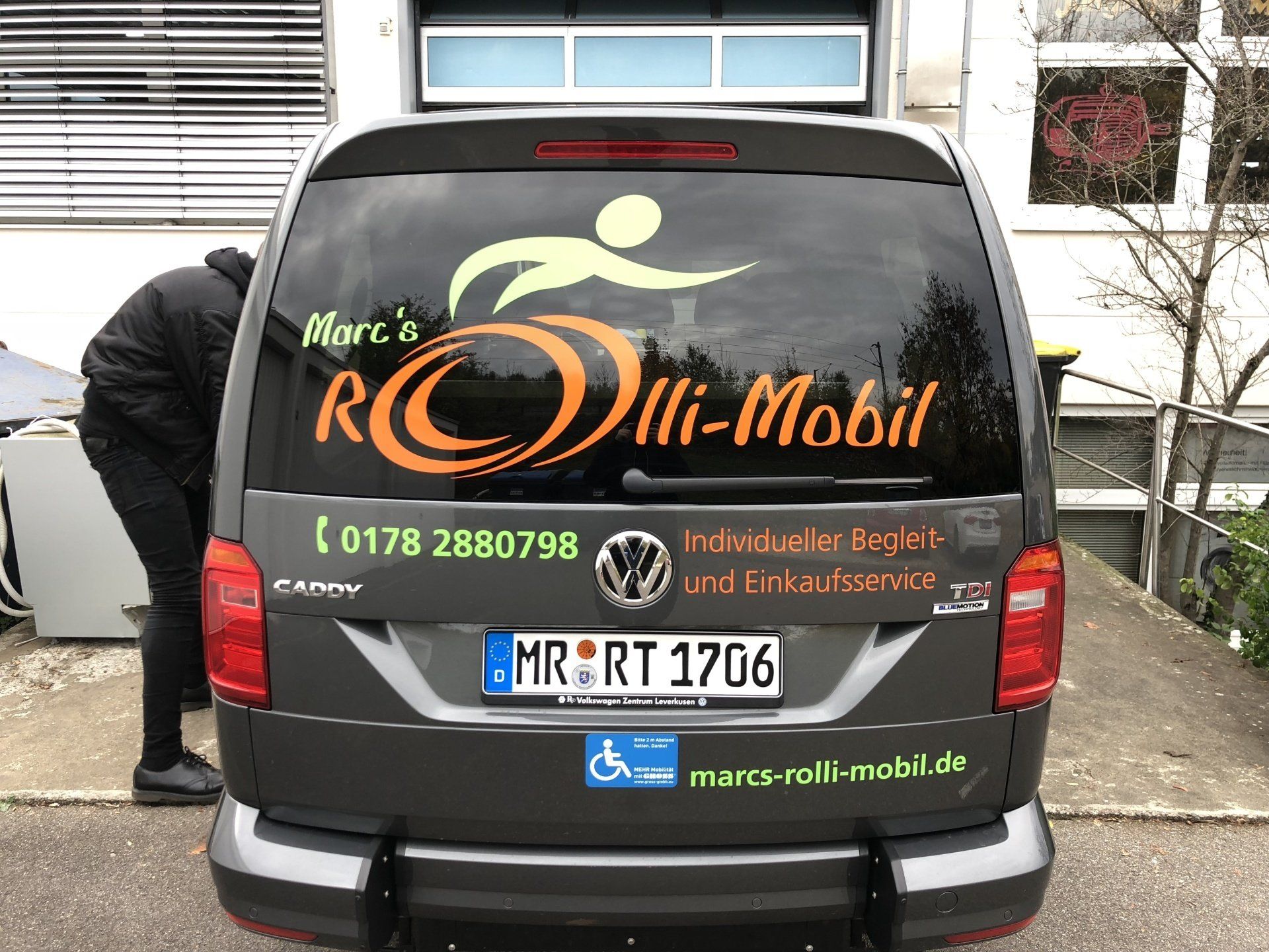 Produkte_Druckerei_CopyWorld-GmbH_Nuertingen_Werbetechnik_Aufkleber_Plotsatz_Fahrzeugverklebung