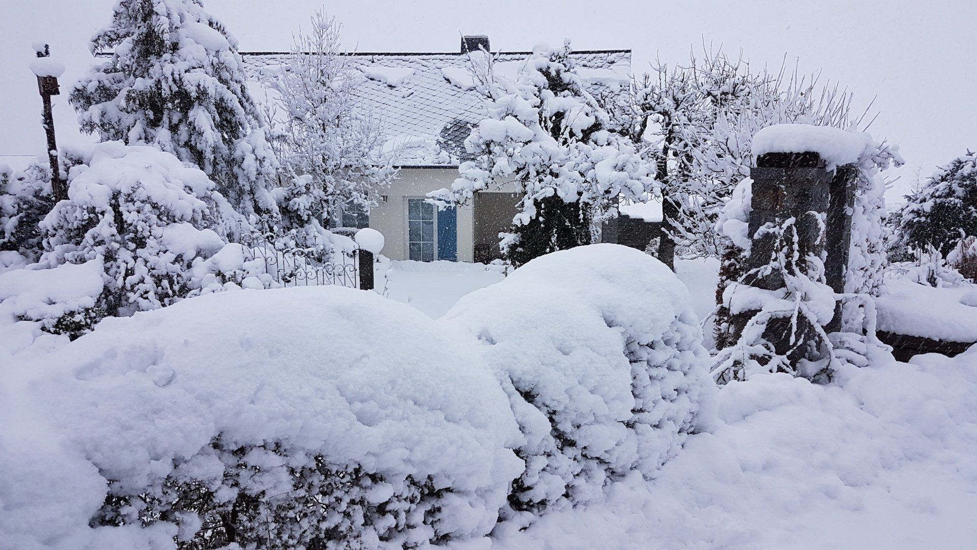 Winter Ferienhaus Hummel-Nest Sachsen