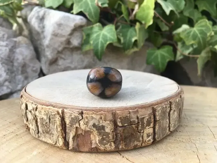 Andalousite ou Chiastolite naturelle – Le Temple Zen Bijoux