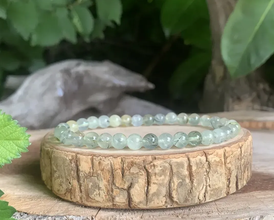Préhnite naturelle – Le Temple Zen Bijoux
