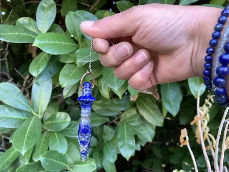 radiesthésie utiliser un pendule