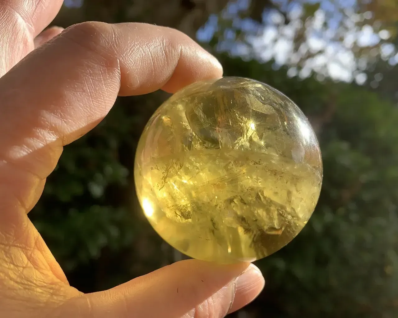 Sphère citrine naturelle non chauffée