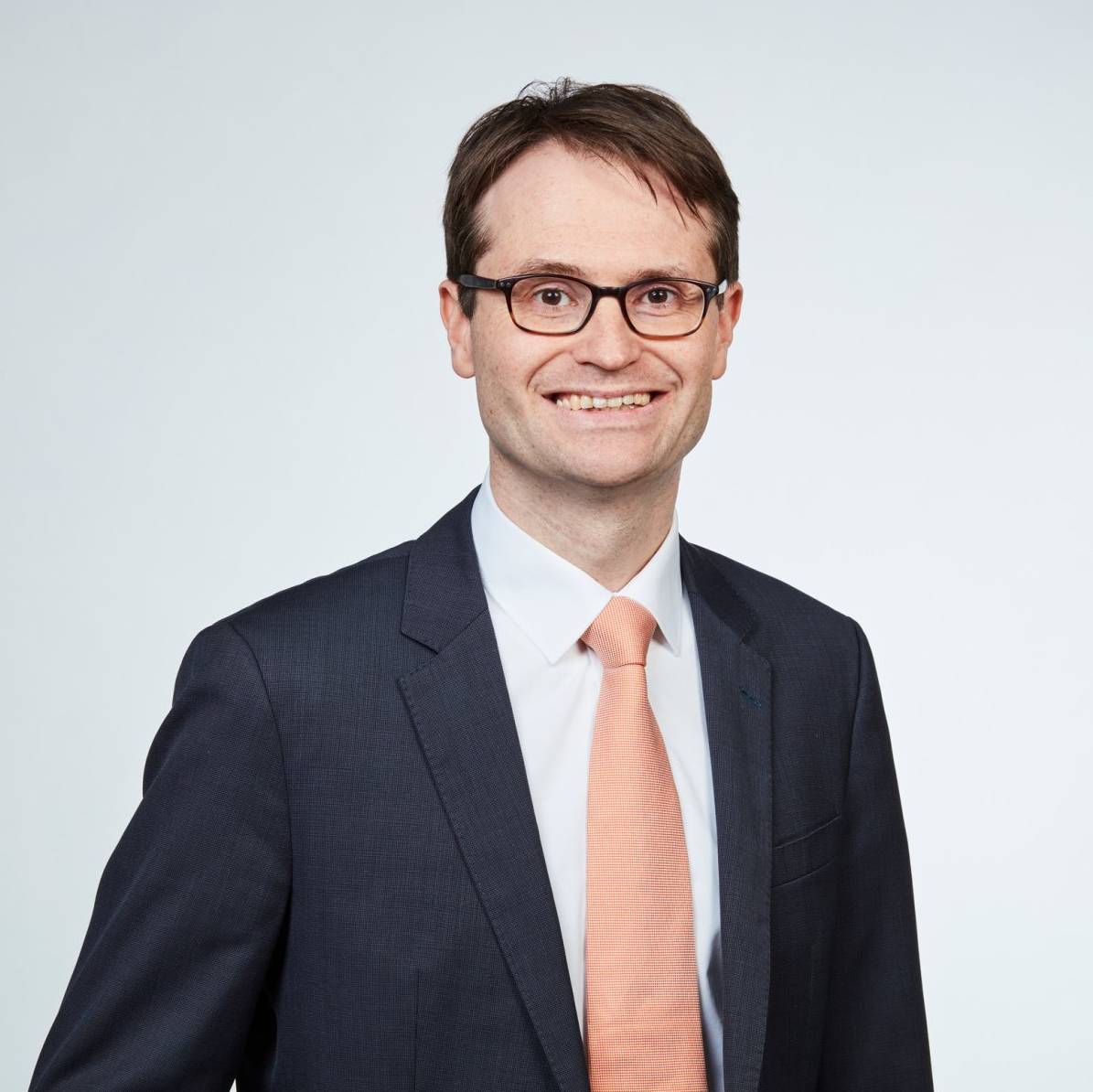 Dr. Martin Nienhaus Dr. Martin Nienhaus