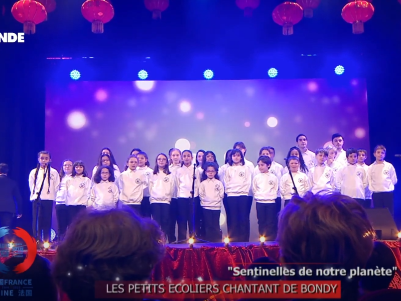 LES PETITS ECOLIERS - Un Rien C'est Tout