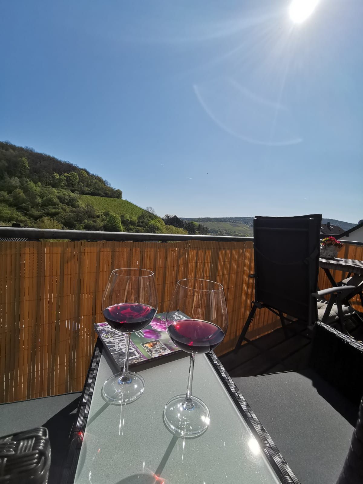 Sitzplätze auf dem Balkon