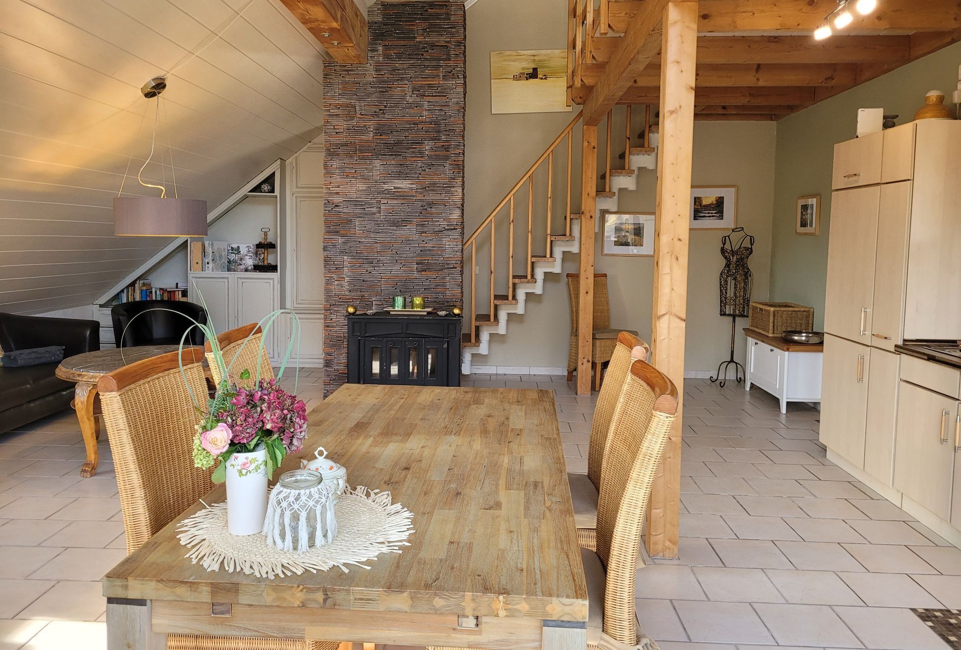 Treppenaufgang zur Galerie