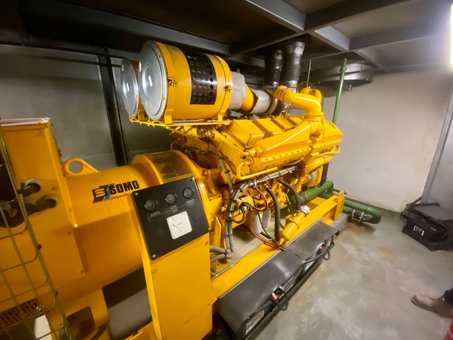 Récupération groupe électrogène CUMMINS 920 kVA.