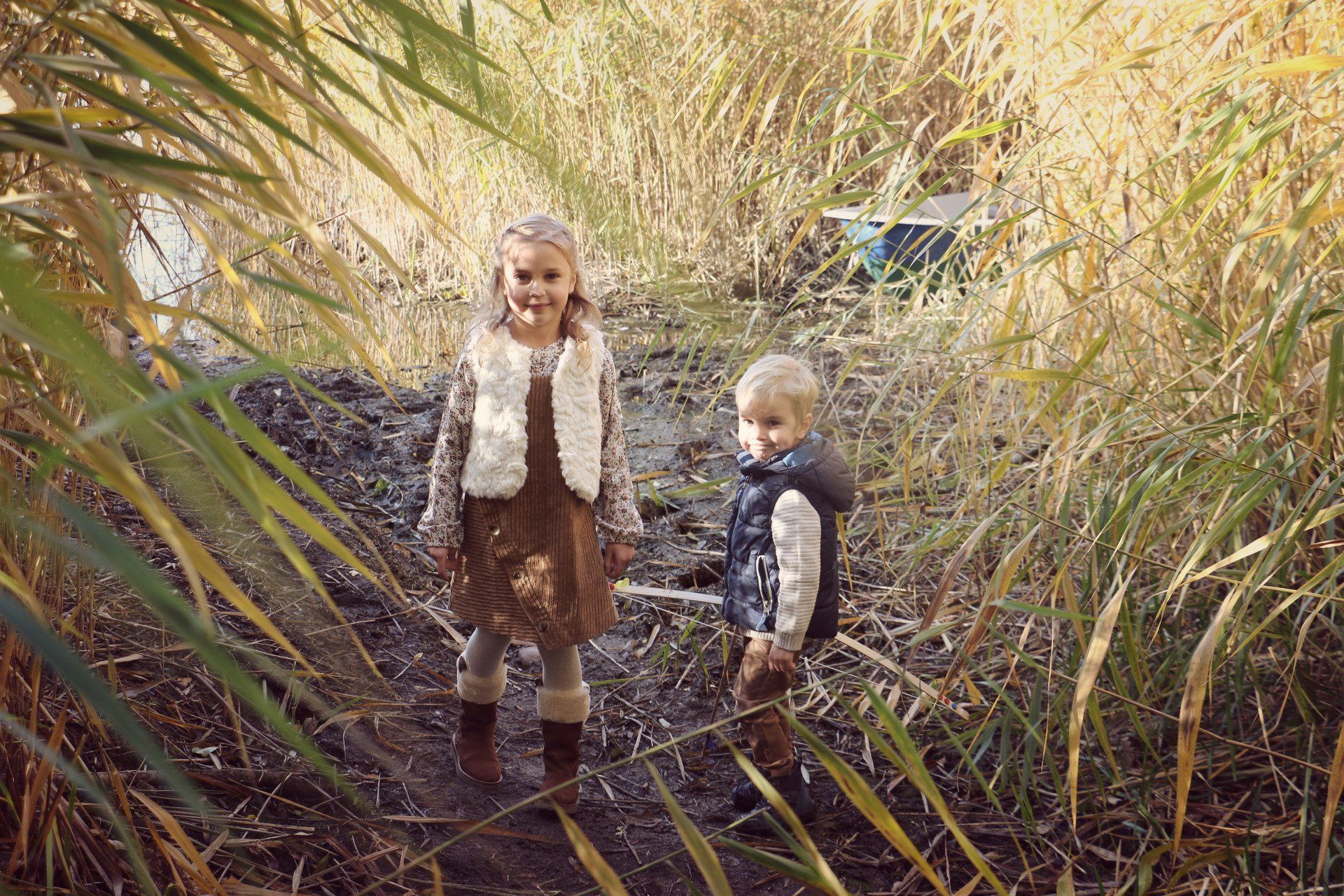 Bildermacherin Julia Baar, Fotograf in Rostock, Fotografin in Rostock, Familienfotograf, Kinderfotograf, Kinderfotografie Rostock, Vintagefotograf, Vintagebilder Familie, Familienbilder, Familienfotograf in Rostock, Familienfotografin in Rostock