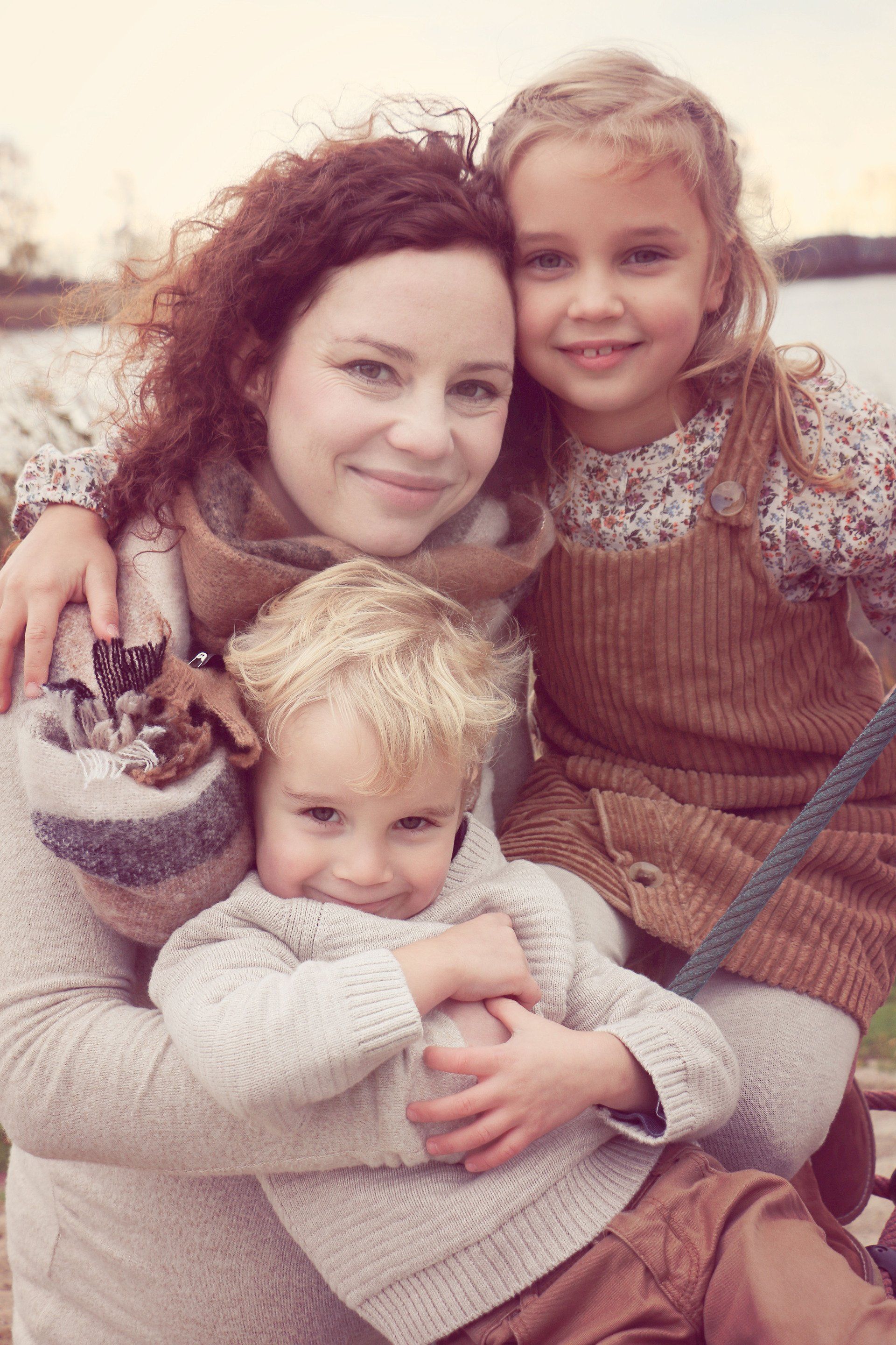 Bildermacherin Julia Baar, Fotograf in Rostock, Fotografin in Rostock, Familienfotograf, Kinderfotograf, Kinderfotografie Rostock, Vintagefotograf, Vintagebilder Familie, Familienbilder, Familienfotograf in Rostock, Familienfotografin in Rostock, natürliche Kinderbilder, natürliche Familienbilder