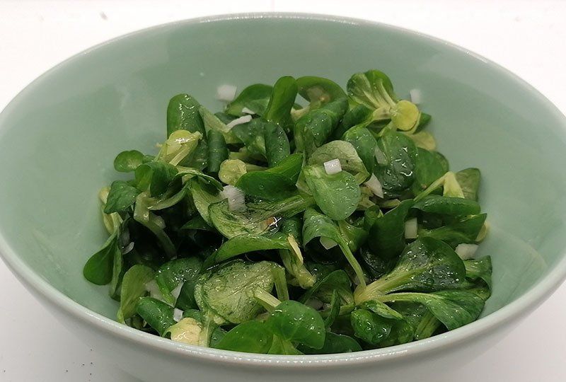 Feldsalat Grundrezept Feldsalat Grundrezept